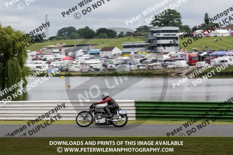 Vintage motorcycle club;eventdigitalimages;mallory park;mallory park trackday photographs;no limits trackdays;peter wileman photography;trackday digital images;trackday photos;vmcc festival 1000 bikes photographs